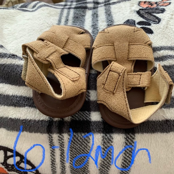Infant shoes - Picture 2 of 3